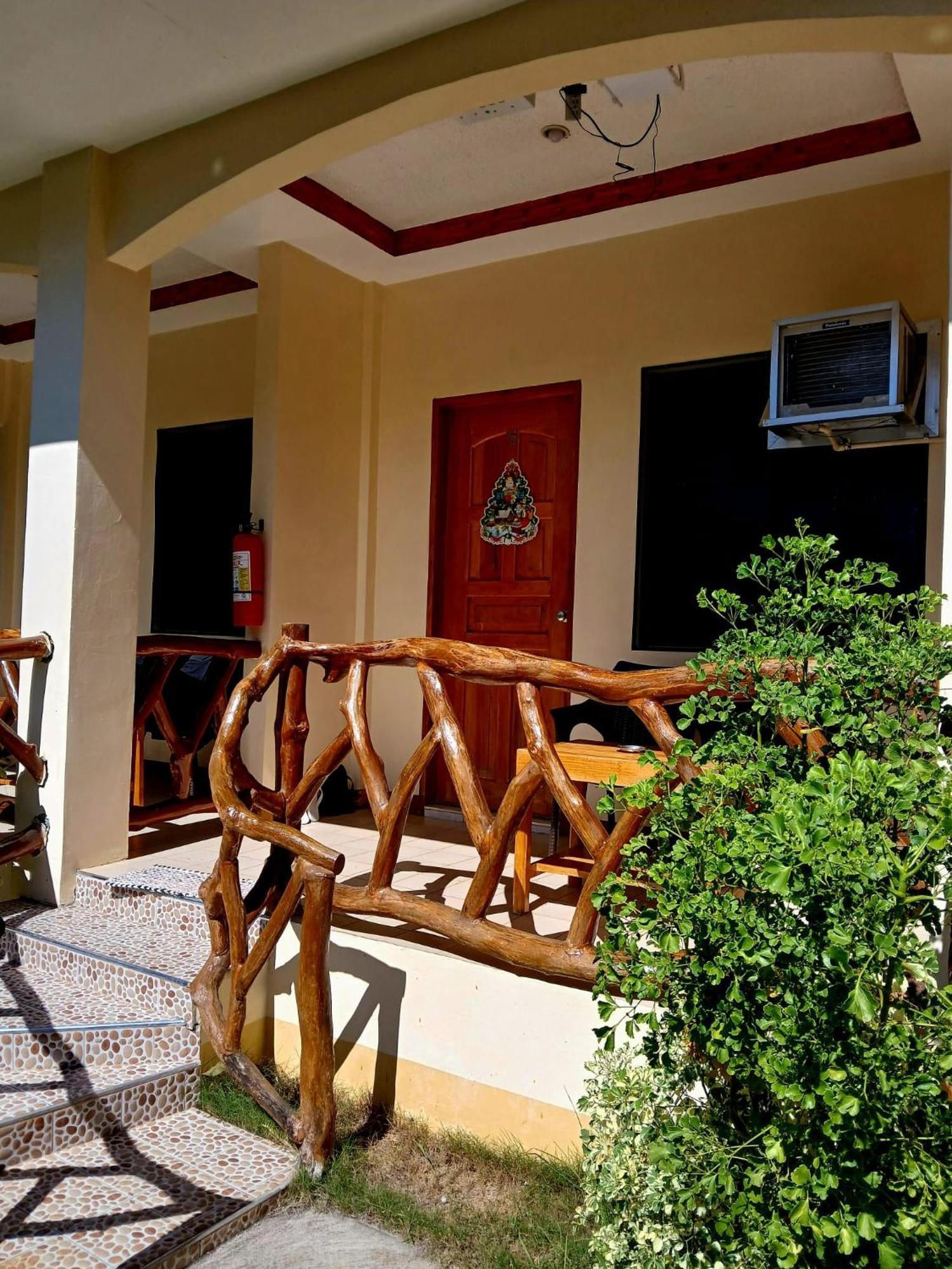 Hanna'S Place Rooms For Rent Solangon San Juan Siquijor Esterno foto