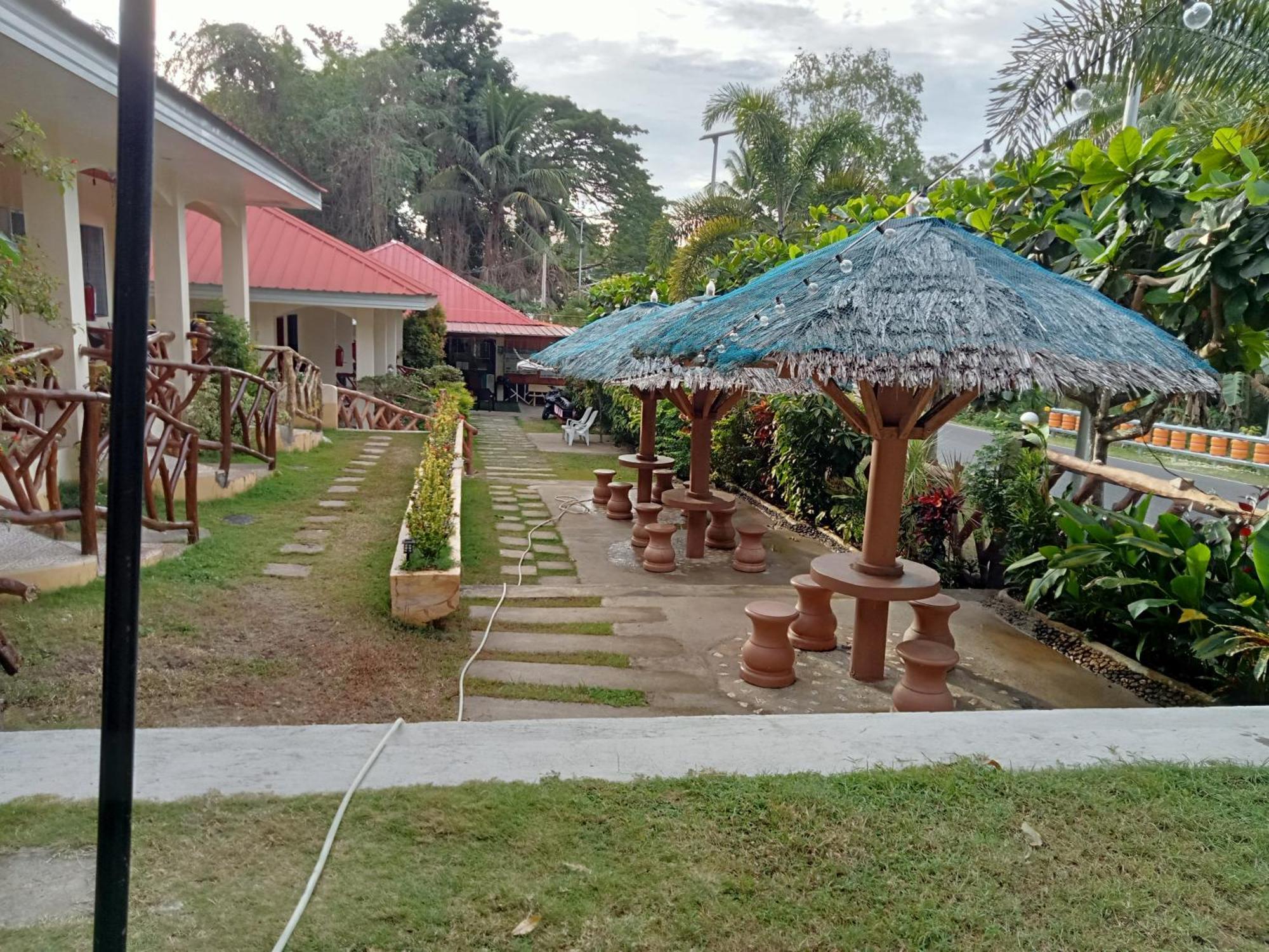 Hanna'S Place Rooms For Rent Solangon San Juan Siquijor Esterno foto